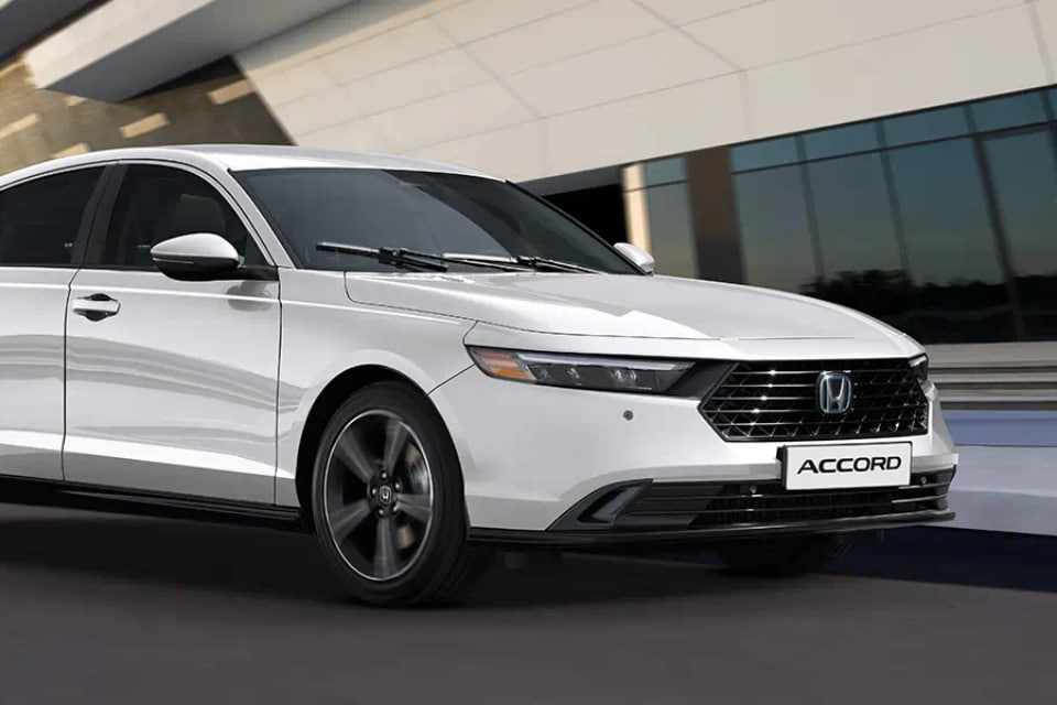 Side view of Honda Accord