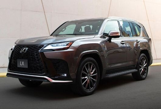 Side view of Lexus LX700