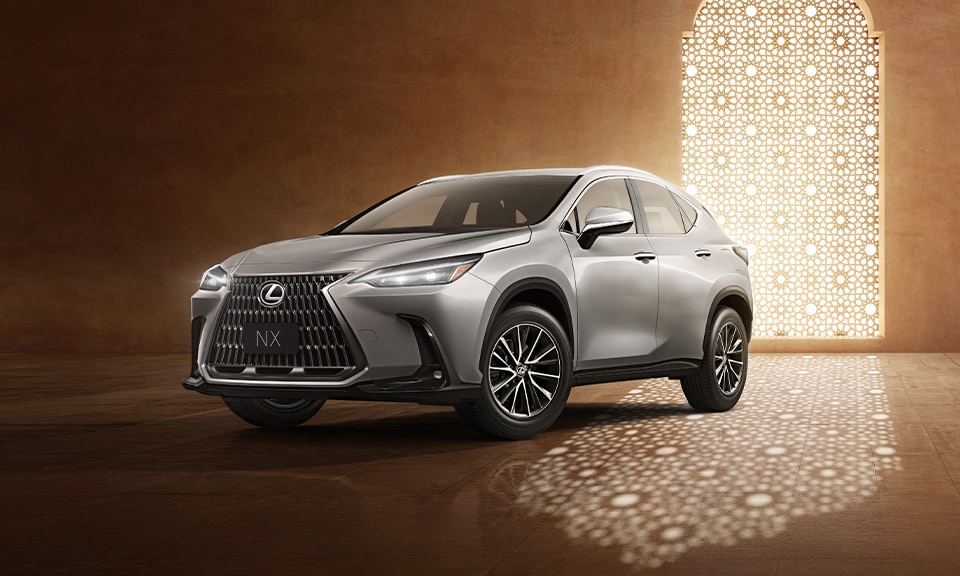 انعم بالثقة على دربك في رمضان مع لكزس NX