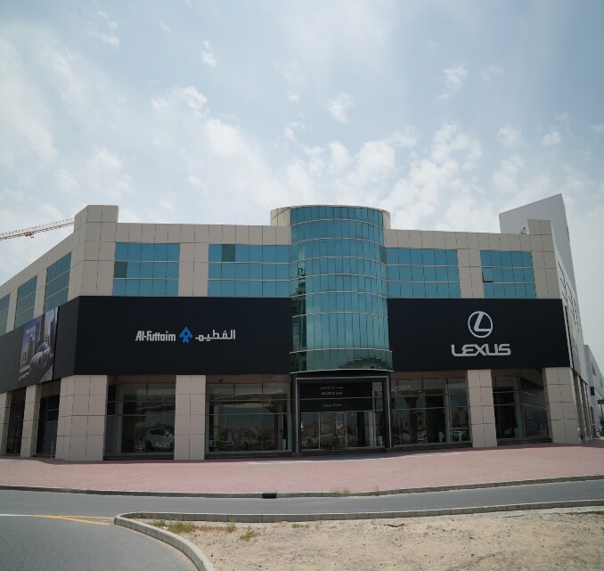 Dubai Sheikh Zayed Road Showroom