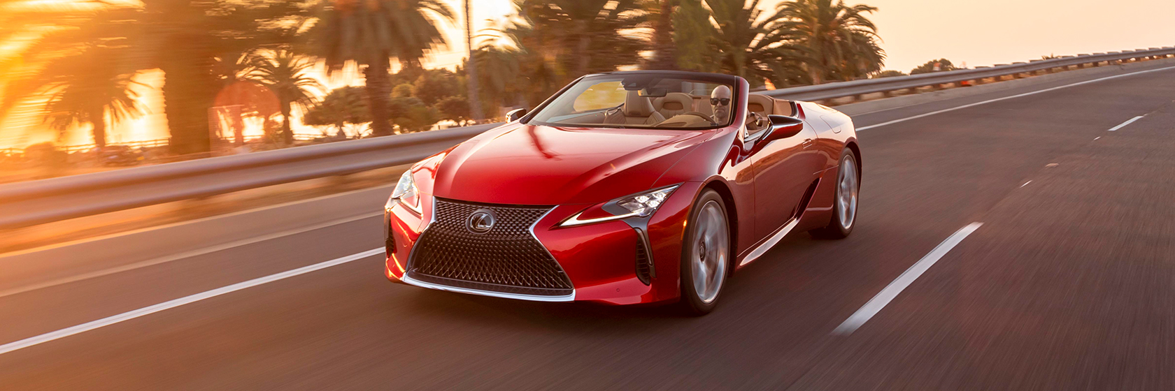 al-futtaim-lexus-expands-flagship-lc-family-with-the-uae-launch-of-first-ever-lexus-lc-500-convertible