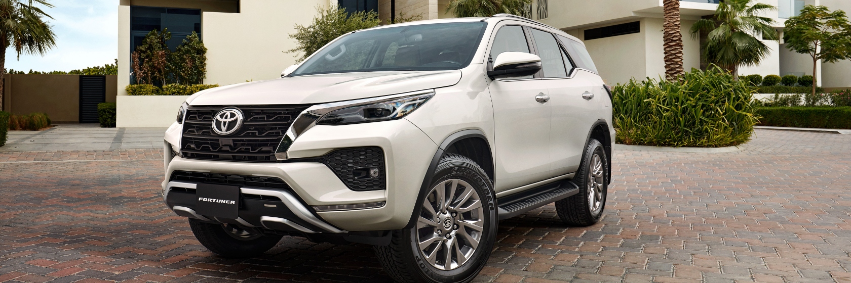 all-about-toyota-fortuner-maintenance-and-service