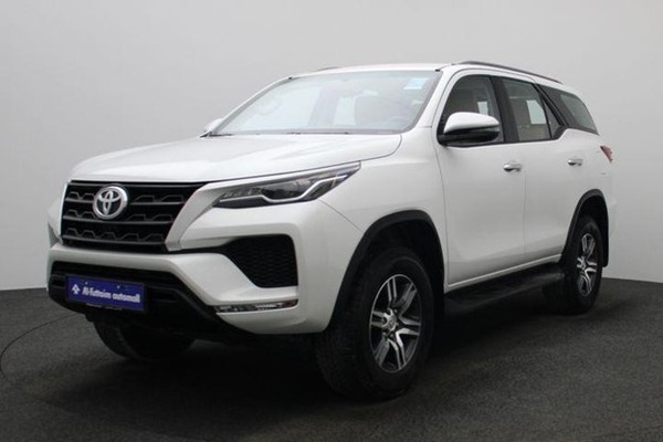 TOYOTA FORTUNER EXR