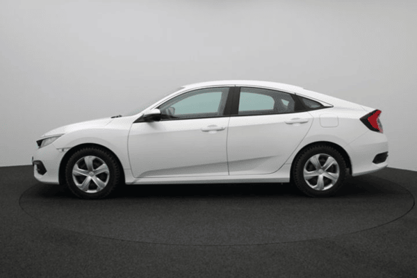 Side view of a HONDA CIVIC SPORT 1.6L DX