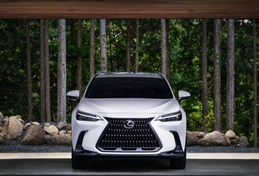 Lexus LS Vs LS Hybrid