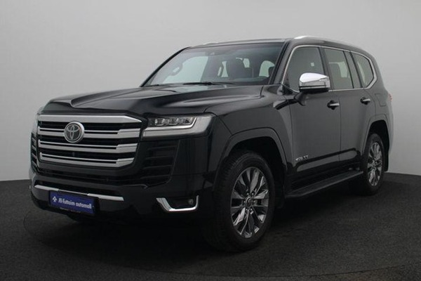 TOYOTA LAND CRUISER VXR
