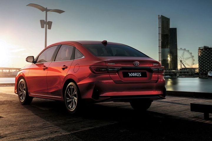  A red Toyota Yaris