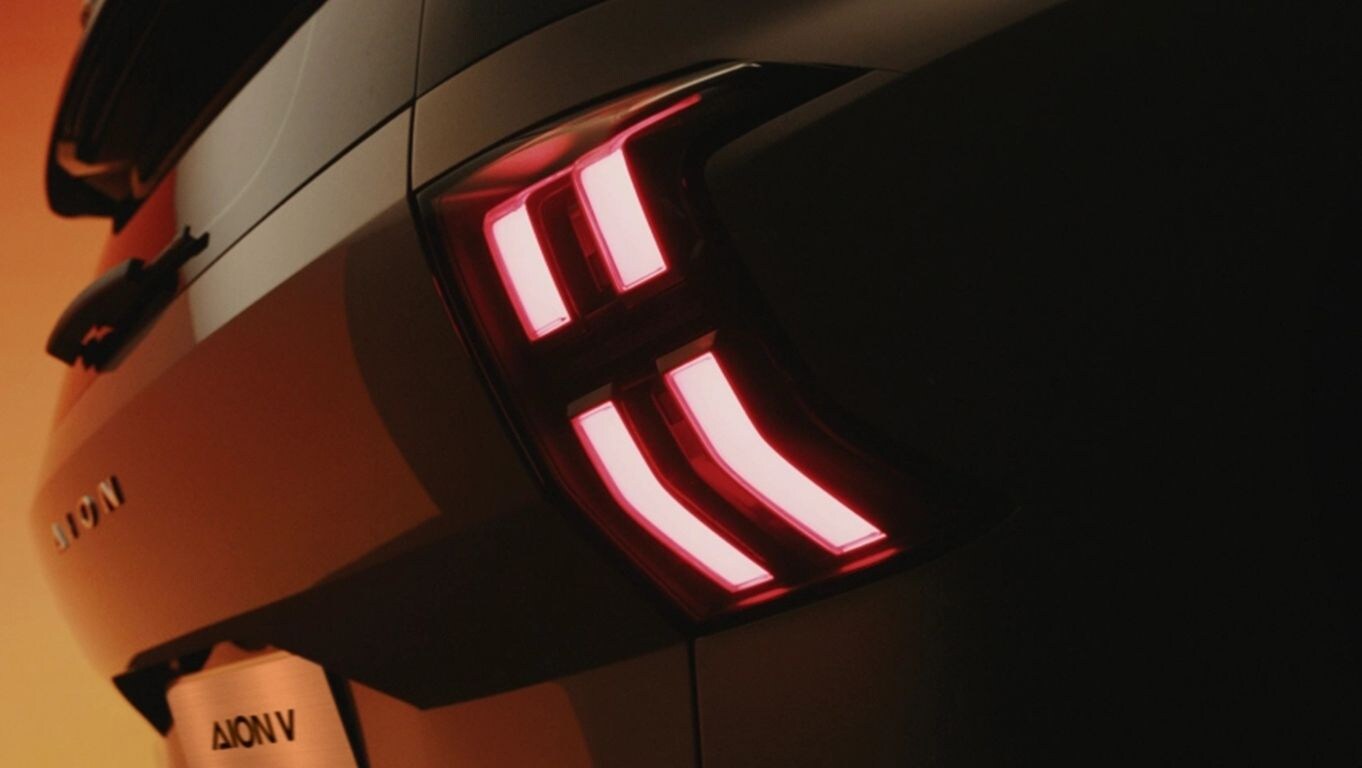 Vertical taillights 