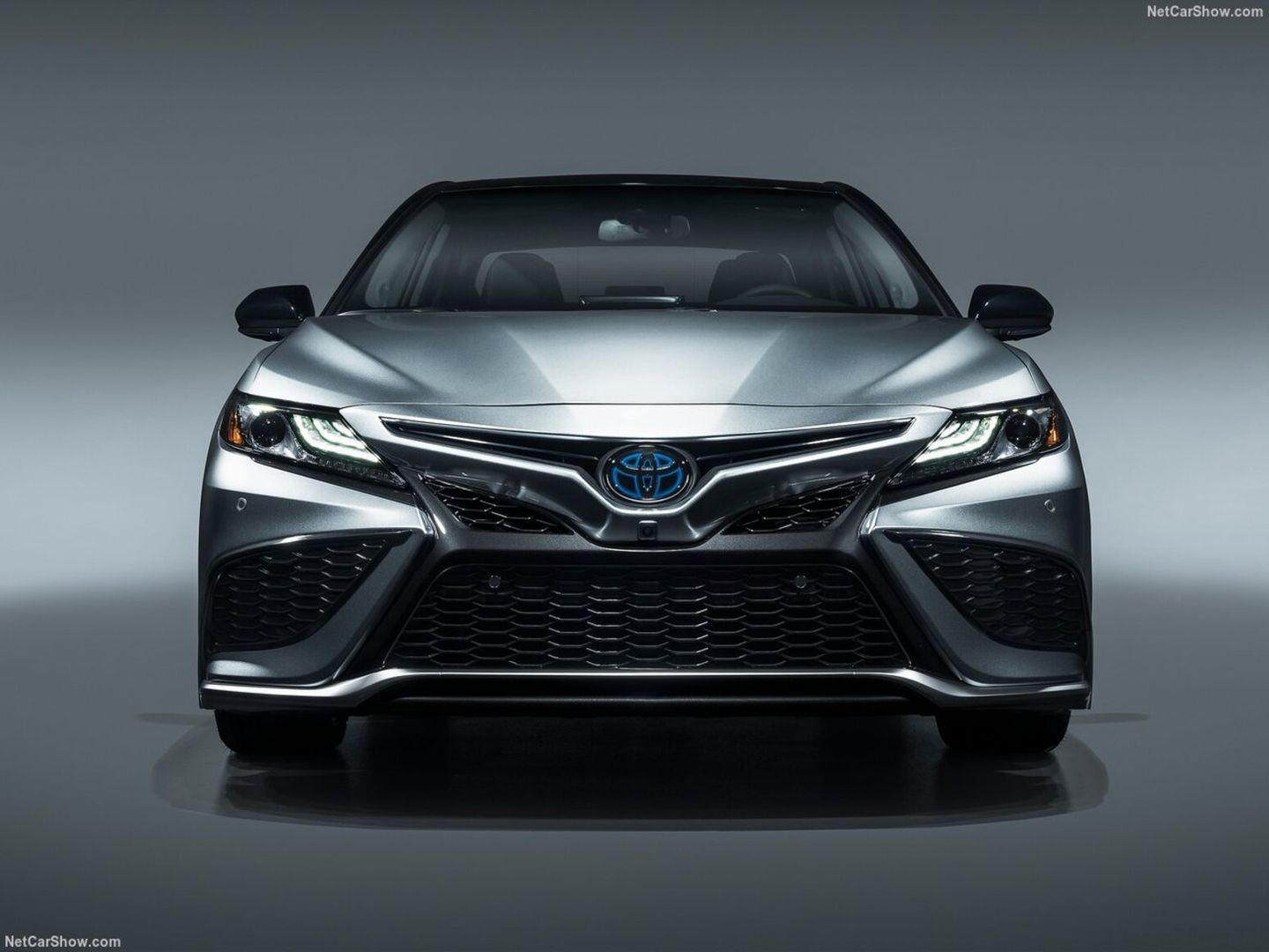 Buy The New Toyota Camry 2024 2.5L in UAE Toyota