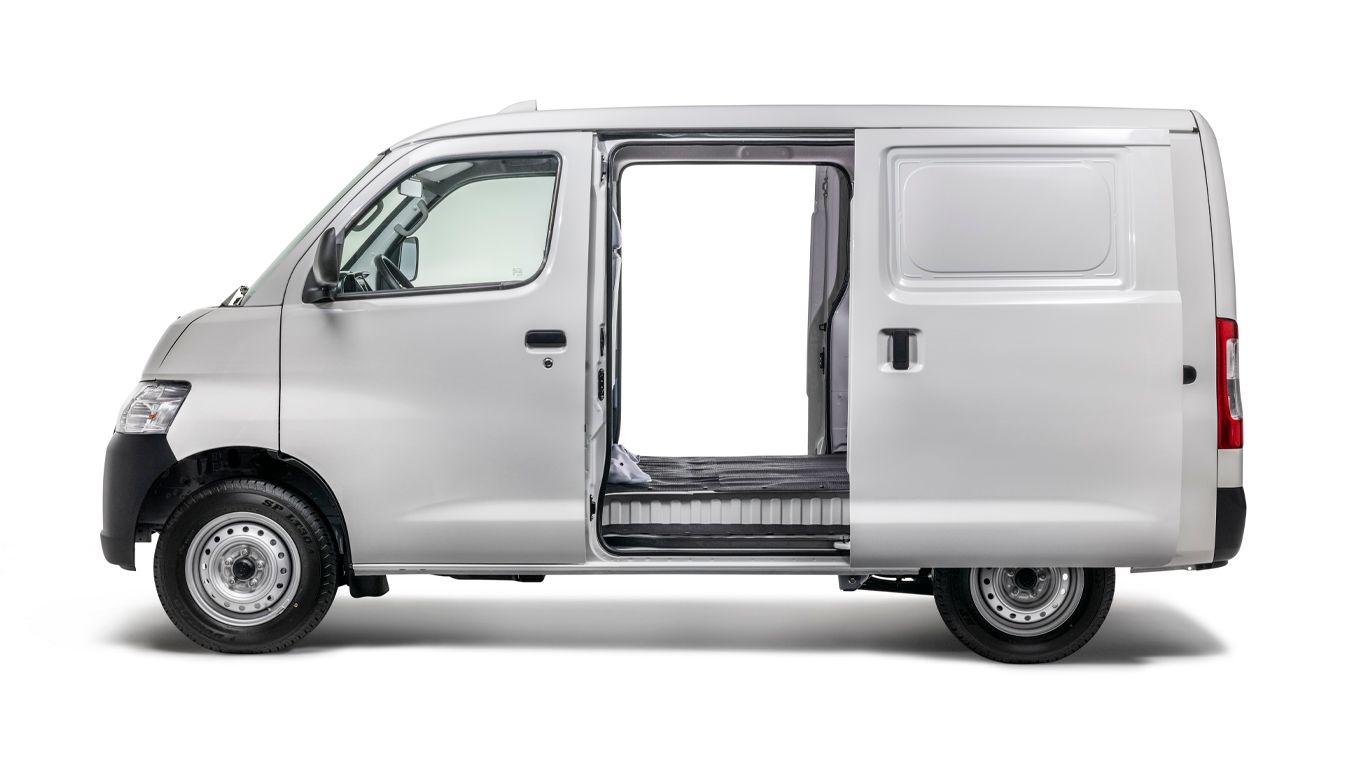 Buy The New Van LiteAce 2023 in The UAE Toyota