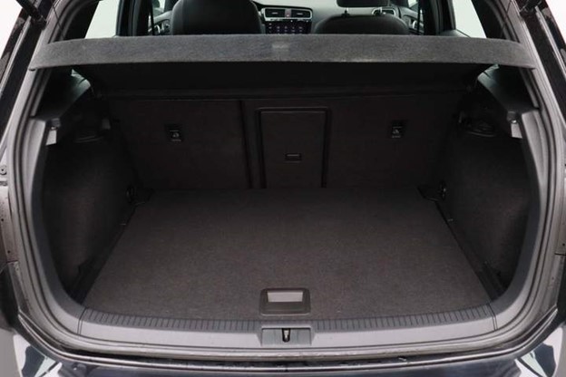 2019 Volkswagen Golf R cargo space