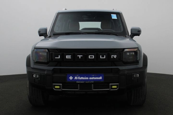  Front view of Jetour T2