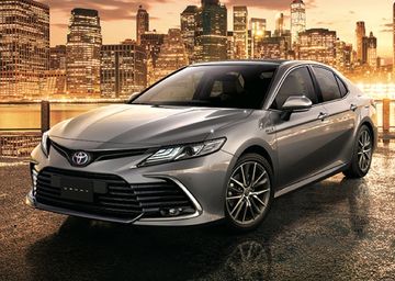 سيارة سيدان تويوتا كامري 2022 للبيع في الامارات تويوتا