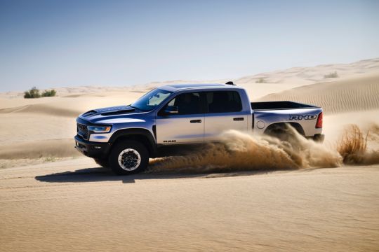 best desert car in UAE
