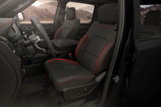 How Many Passengers Are Allowed in a Private Car in Dubai