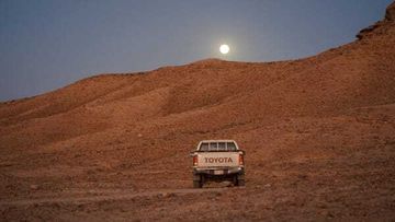 تويوتا لاند كروزر بيك أب